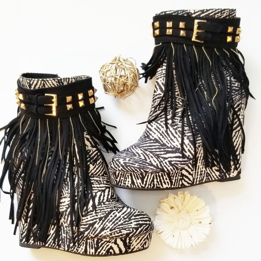 ATHENA BLACK LACE WEDGES